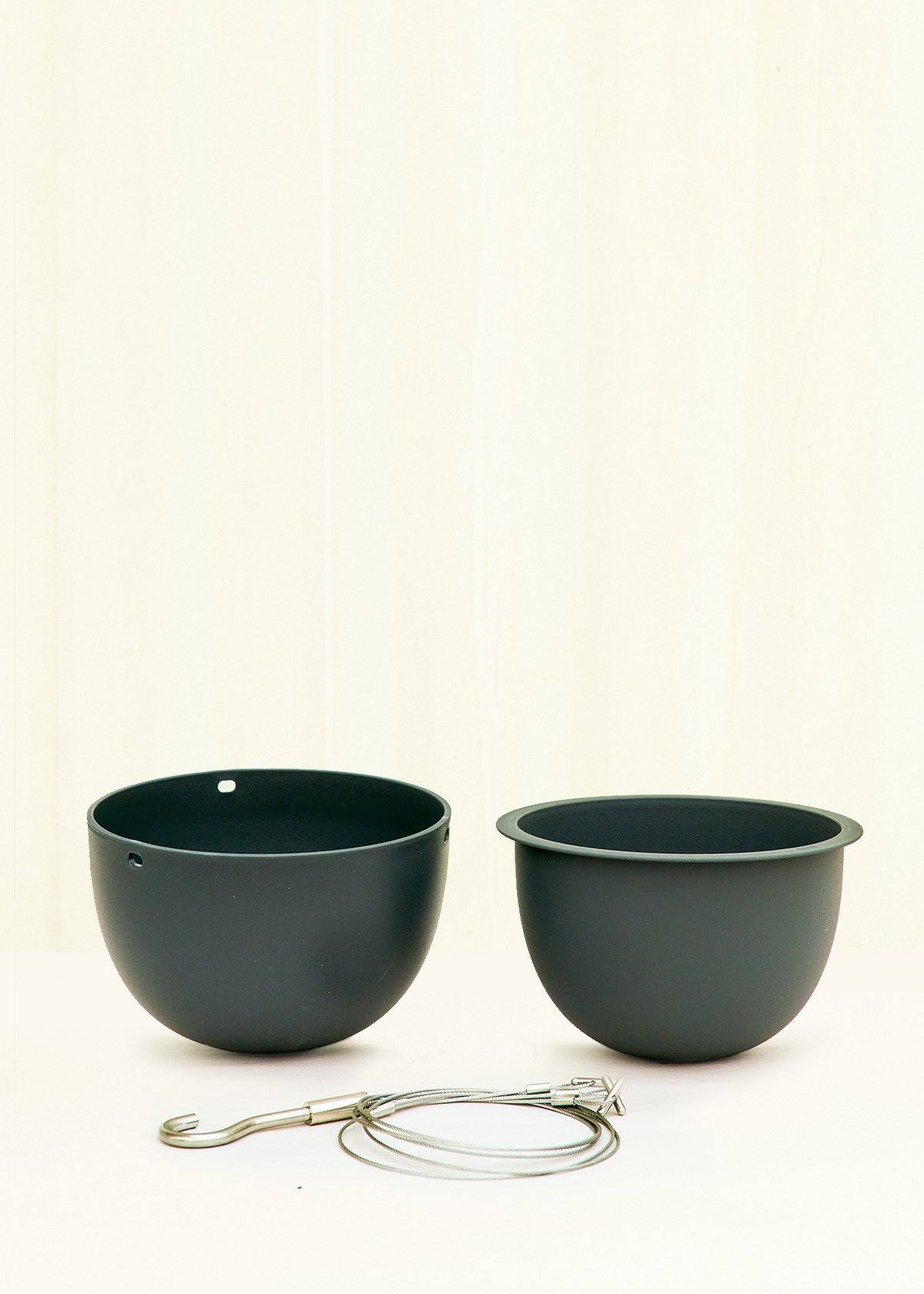 Rounded Hanging Planter 201 Planter KINTO